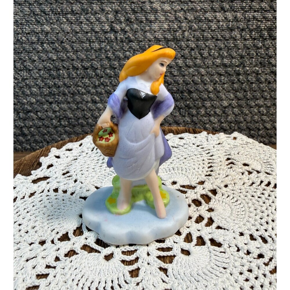 Disney Grolier Sleeping Beauty Princess Aurora Porcelain Ceramic Figurine 3.25"